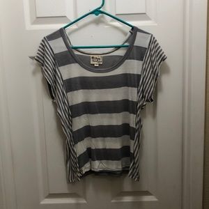 Ladies gray and white striped tee